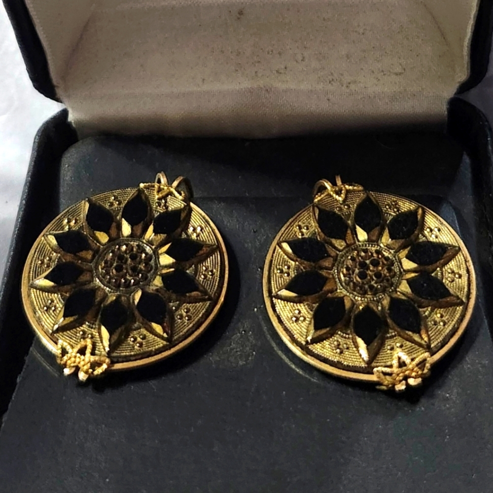Vtg 1950s Castlecraft Hillcraft Glass "Zodiac" Victorian Revival Clip Earrings